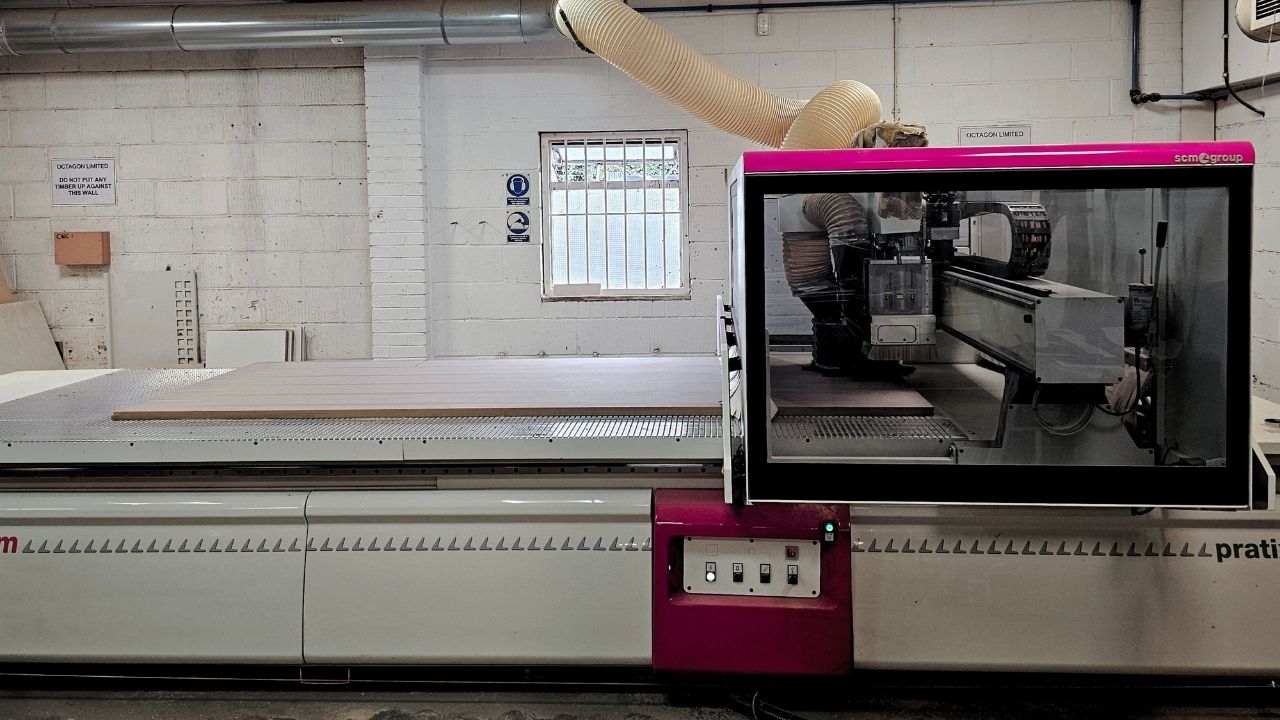  CNC Machine